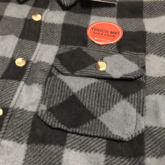 Distortion boys soft plaid flannel  button down shirt. Size 8 - Picture 5 of 11